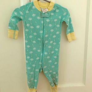 Hanna Andersson Dandelion pajamas